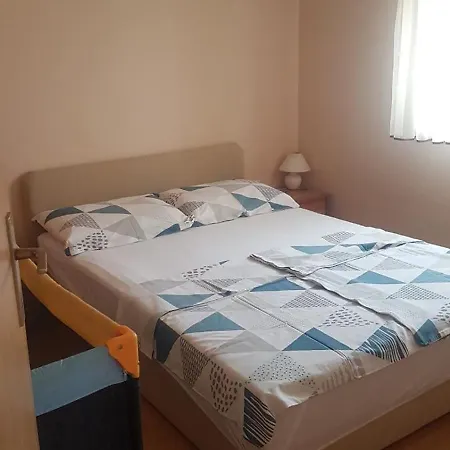 Brleković 아파트 *